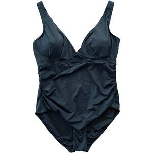 NWT‎ Nip Tuck Swim One Piece Black V-Neck Swimsuit Slimming Tummy Control Sz 14